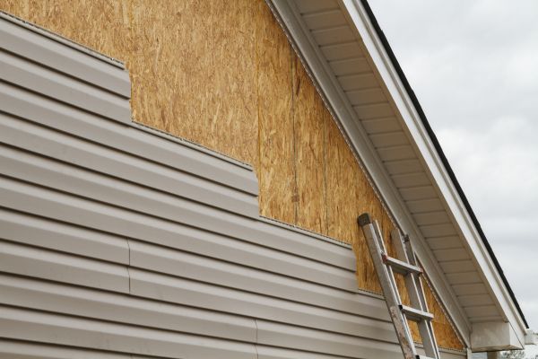 Loose Siding Replacement in Sherman