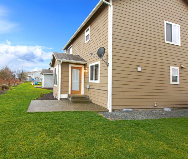 Clapboard Siding Repair in Sherman